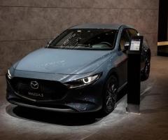 MAZDA 3 Will come in New variant :  1.5G HIGH PLUS  Sedan / Litfback (Japan made)