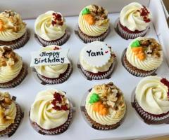 Cupcakes gebu + topping mewah, dalam kotak eksklusif  🎉