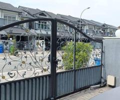 Shah Alam Golden Homestay | Rumah Teres 2 tingkat. Lokasi Seksyen 7