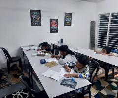 🌟 Home Tutoring 2. Small Group Tutoring 3. Online Tutoring